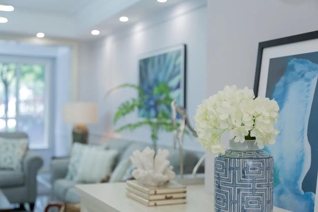 千篇一律的硬朗极简，我却偏爱优雅温润的格调