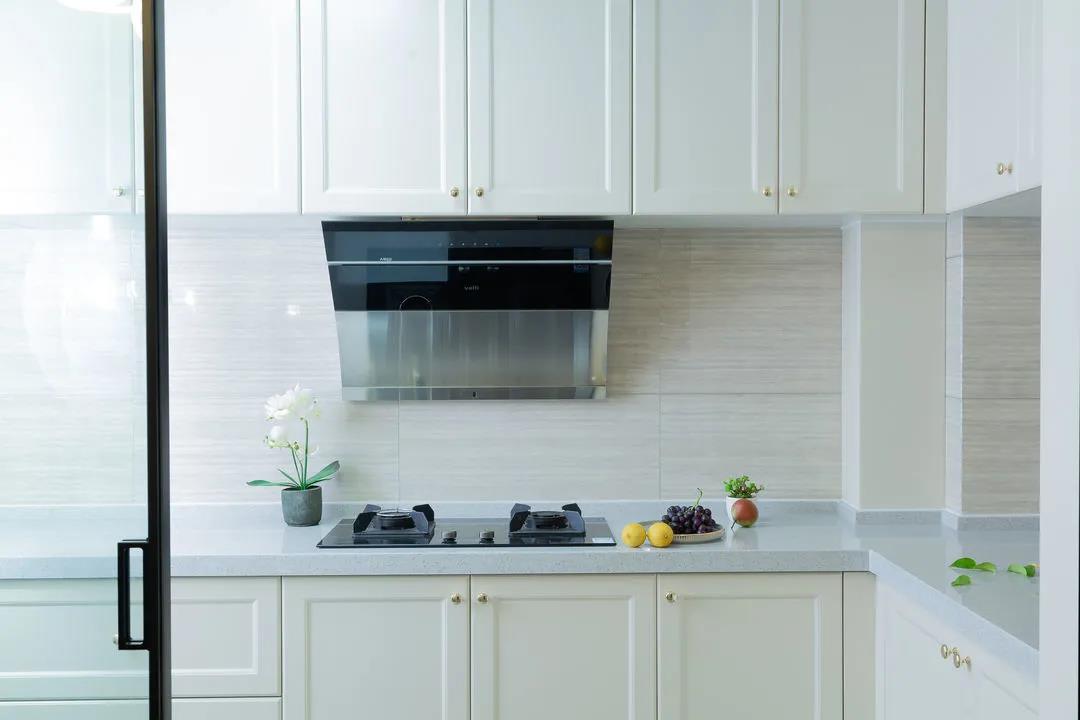 千篇一律的硬朗极简，我却偏爱优雅温润的格调