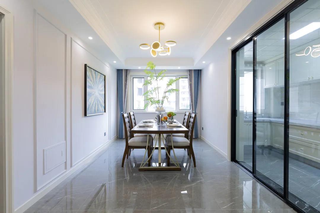 千篇一律的硬朗极简，我却偏爱优雅温润的格调